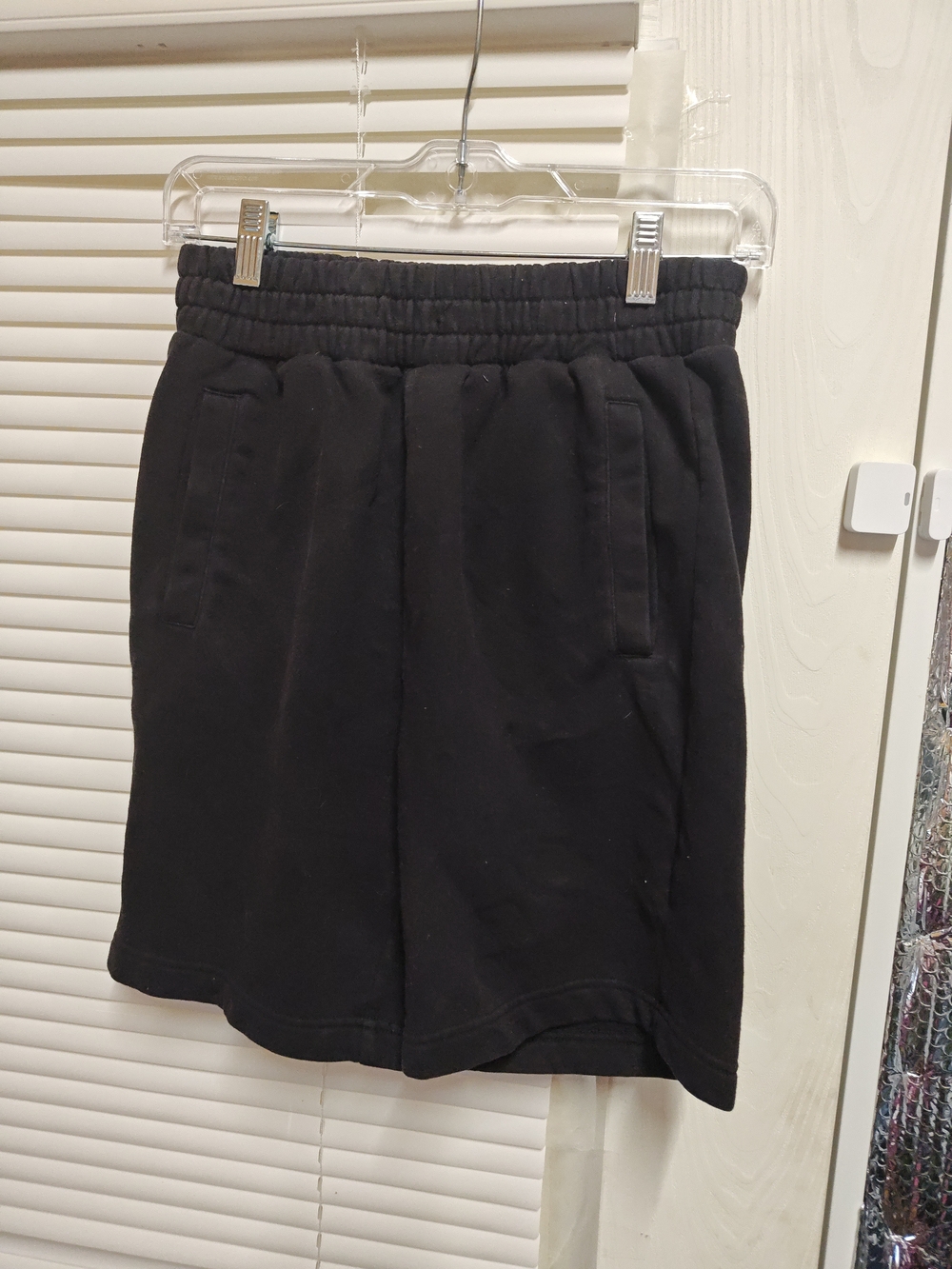 H&M Black Casual Elastic Waist Shorts